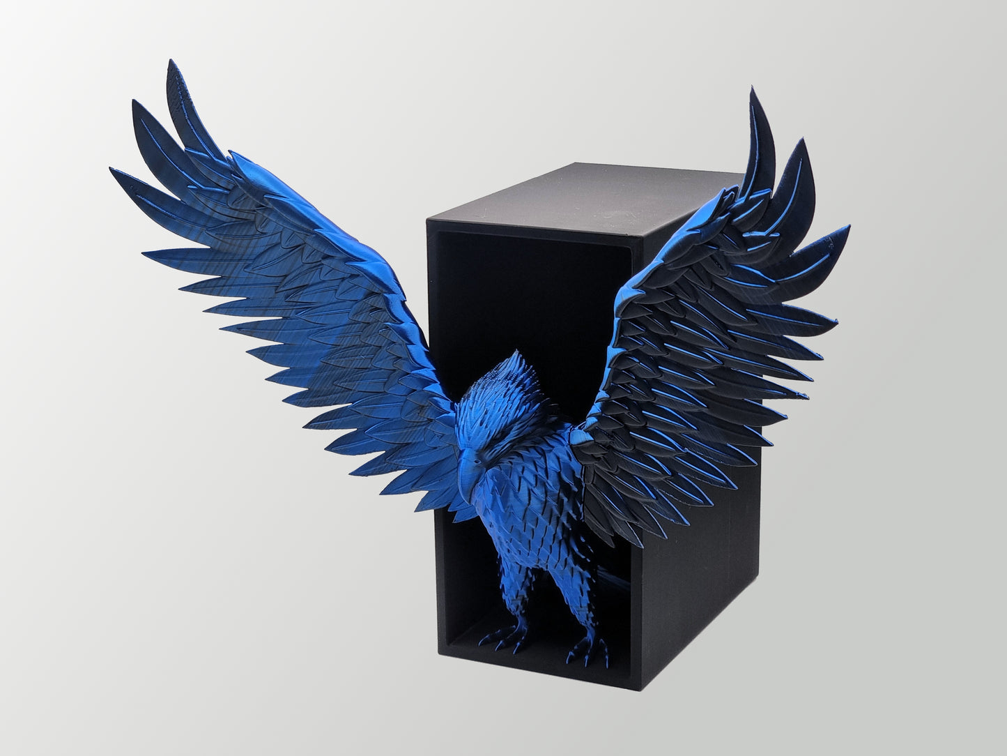 Ravenclaw-Inspired Blue Bird Bookend – Bold & Magical Shelf Decor for Harry Potter Fans